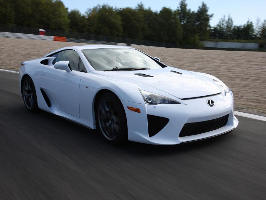  Lexus LF-A 2010 года  (фото 18 из 213)